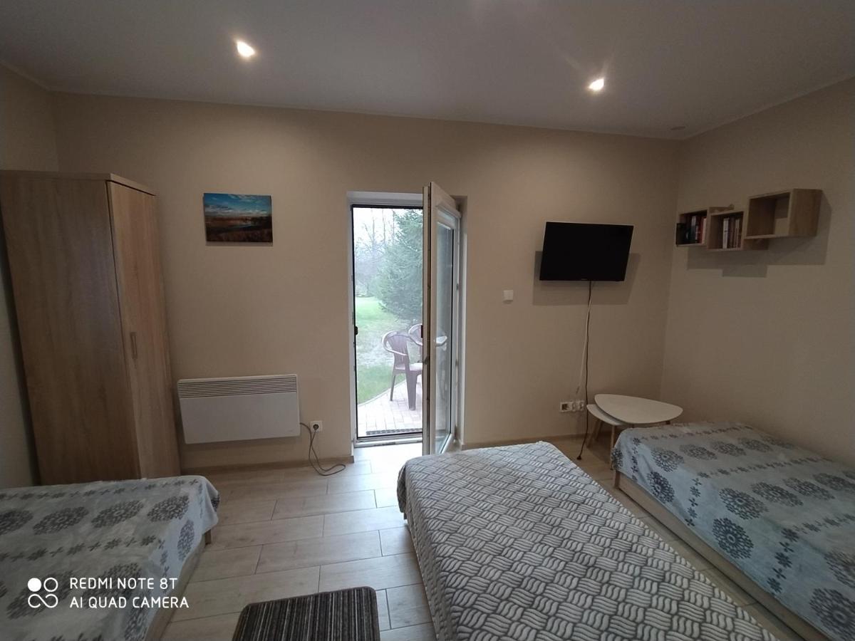 Dolistowka Apartamenty, Pole Namiotowe, Balia Z Jacuzzi, Ogrod Warzywny Dla Gosci, Plac Zabaw Dla Dzieci Goniadz Esterno foto